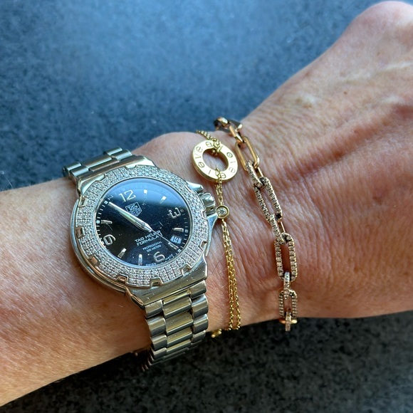 Tag Heuer- LADIES FORMULA 1 DIAMOND WATCH Excellent condition- box.+ add’l links - Picture 2 of 10